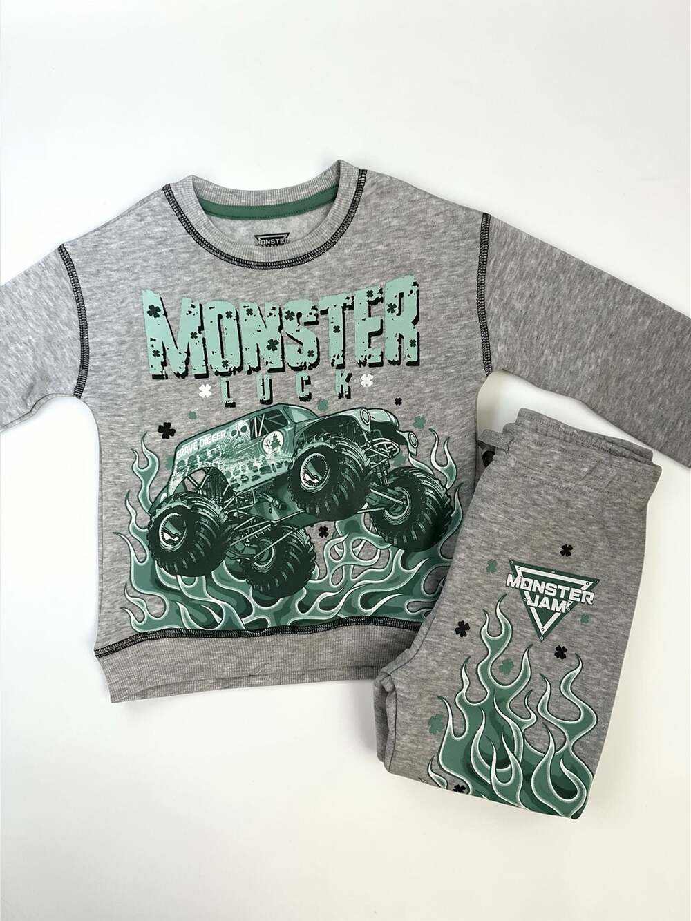 Monster Jam Toddler Boys Crewneck Sweatshirt and pants set Sizes 5T